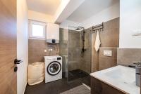 Kúpeľňa v ubytovaní Del Mar Heritage & Sea view Apartment