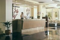 Hostia v ubytovaní Tylissos Beach Hotel - Adults Only