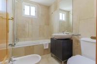 A bathroom at C43 - Family House with Terrace and Shared Pool