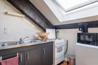 Kuchnia lub aneks kuchenny w obiekcie Heaven - GOLDEN TREE - WIFI - 20 min St-Croix & Center Parcs