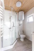 Kúpeľňa v ubytovaní Domki Aqua Holiday
