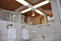Kúpeľňa v ubytovaní B&B Art House Szymaszkowa 1