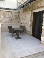 Patio alebo iná vonkajšia časť ubytovania Old town apartment Tonka