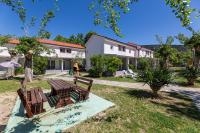 Vonkajšia záhrada v ubytovaní Villas Corinthia