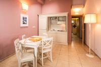 Kuchnia lub aneks kuchenny w obiekcie Santa Giulia Hotel e Residence Torino