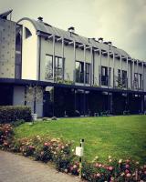 The building in which az apartmanhoteleket is located