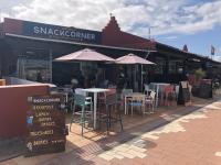 Restauracja lub miejsce do jedzenia w obiekcie Casa Monroe op Oasis Tamarindo 1
