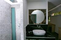Kúpeľňa v ubytovaní Mythos Bungalows