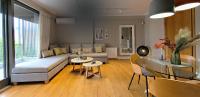 Posteľ alebo postele v izbe v ubytovaní Malamas Apartment