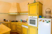 Kuchyňa alebo kuchynka v ubytovaní Treffiagat - Grande maison pour 9 - Jardin