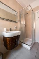 A bathroom at Bergonzoni Modern Apartment by Wonderful Italy