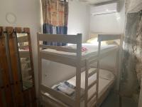 Posteľ alebo postele v izbe v ubytovaní Hostel Omiš
