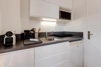 Kuchnia lub aneks kuchenny w obiekcie Le Mont Blanc - Charming T1 ideal for 2 people with balcony