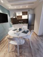 Kuchyňa alebo kuchynka v ubytovaní Torino Vacancy San Tommaso Suite