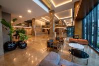 Posezení v ubytování Ramada Plaza by Wyndham Samsun