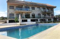 Bazén v ubytování Apartamentos aDoniña Playa Major Sanxenxo nebo v jeho okolí