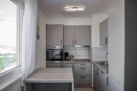 Plán poschodí v ubytovaní Rose-Mary 2BR apt with balcony and parking