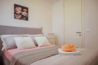 Plán poschodí v ubytovaní Rose-Mary 2BR apt with balcony and parking