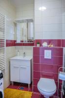 Plán poschodí v ubytovaní Rose-Mary 2BR apt with balcony and parking