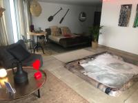 Część wypoczynkowa w obiekcie Les Lofts de Bouzigues
