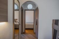Posteľ alebo postele v izbe v ubytovaní Your lovely and elegant home with garden sea view