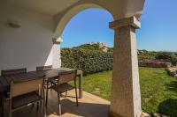 Vonkajšia záhrada v ubytovaní Your lovely and elegant home with garden sea view