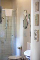 A bathroom at Soprarno Suites
