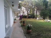 Vonkajšia záhrada v ubytovaní Canyelles Apartament