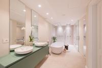 Kúpeľňa v ubytovaní Naxi Suites