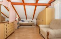 Posteľ alebo postele v izbe v ubytovaní 1 Bedroom Lovely Apartment In Matulji