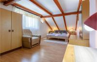 Posteľ alebo postele v izbe v ubytovaní 1 Bedroom Lovely Apartment In Matulji