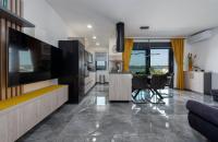 TV a/nebo společenská místnost v ubytování Villa Blue Sky 1 ZadarVillas