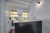 Kuchnia lub aneks kuchenny w obiekcie IMMOGROOM - Cosy - Renovated duplex - Close to the beach