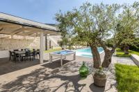 Basen w obiekcie Villa Campanella by Villa Plus lub w pobliżu