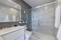 A bathroom at Chinchilla Apartment in Malaga by Solaga Holiday Homes