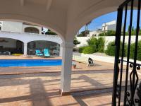 Bazén v ubytování Jávea Villa entière piscine et cuisine d'été à pinosol nebo v jeho okolí