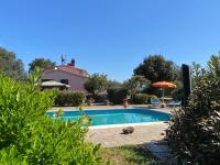 Bazén v ubytovaní Casa Maremma “Peonia” alebo v jeho blízkosti