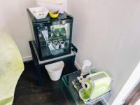 Coffee and tea making facilities at CRUdiS Luxury rooms