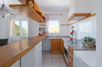 Kuchyň nebo kuchyňský kout v ubytování Villa Ciruela by Villa Plus