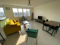 Posedenie v ubytovaní Superbe appartement avec vue panoramique sur Mers