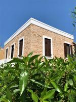 The building in which A villát is located