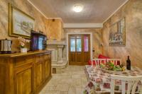 Nápoje v ubytovaní Appartamento Tenuta di Litiano