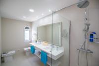 A bathroom at Villa Buena Vista by Villa Plus