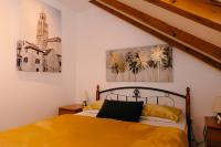 Posteľ alebo postele v izbe v ubytovaní Large 3-bedroom apartment near Split Dalmatia