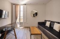 TV a/nebo společenská místnost v ubytování Apartamento Entrecatedrales 2