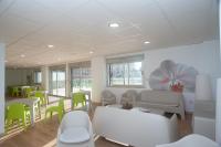 Posedenie v ubytovaní Holiday Deluxe Apartment Miramar Magic World