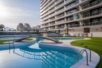Bazén v ubytovaní Holiday Deluxe Apartment Miramar Magic World alebo v jeho blízkosti