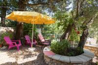 Vonkajšia záhrada v ubytovaní Casa Max Palaiokastritsa Corfu