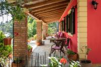 Vonkajšia záhrada v ubytovaní Casa Max Palaiokastritsa Corfu
