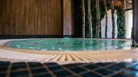 Bazén v ubytovaní Hotel Grey Spa alebo v jeho blízkosti